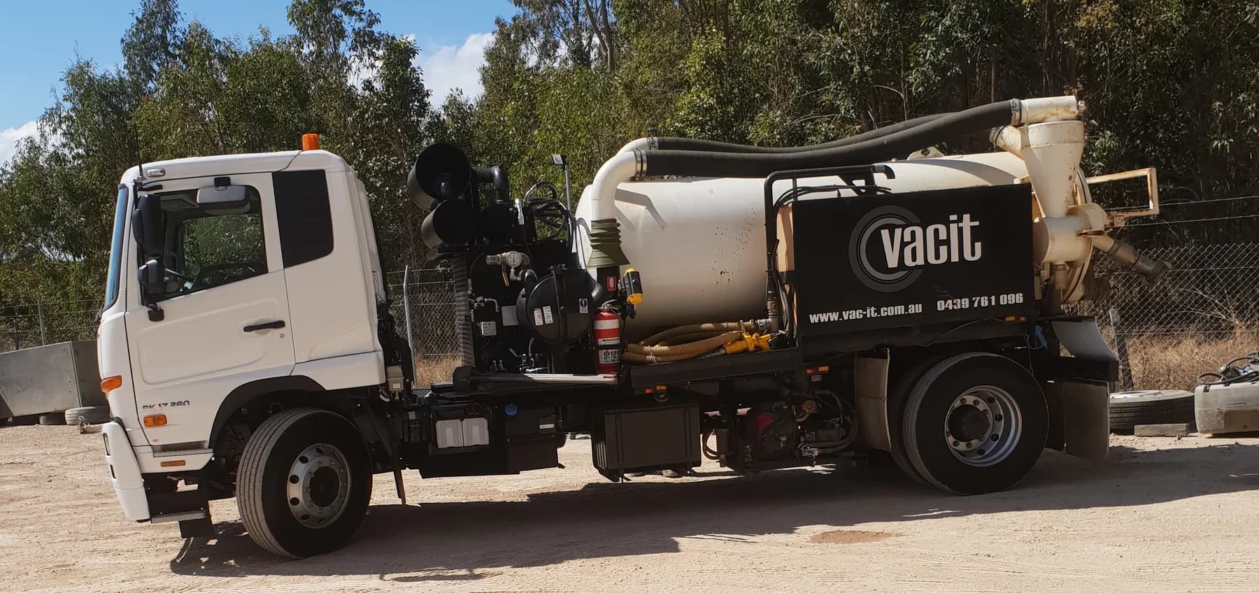 VACIT vacuum excavation truck VAC83